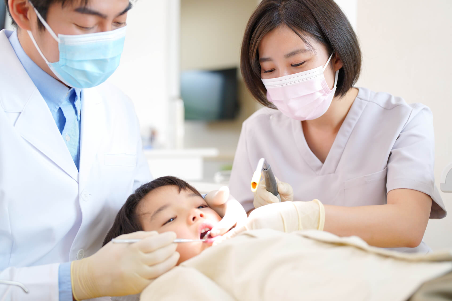 子どもも大人もリラックスして通える歯医者の探し方