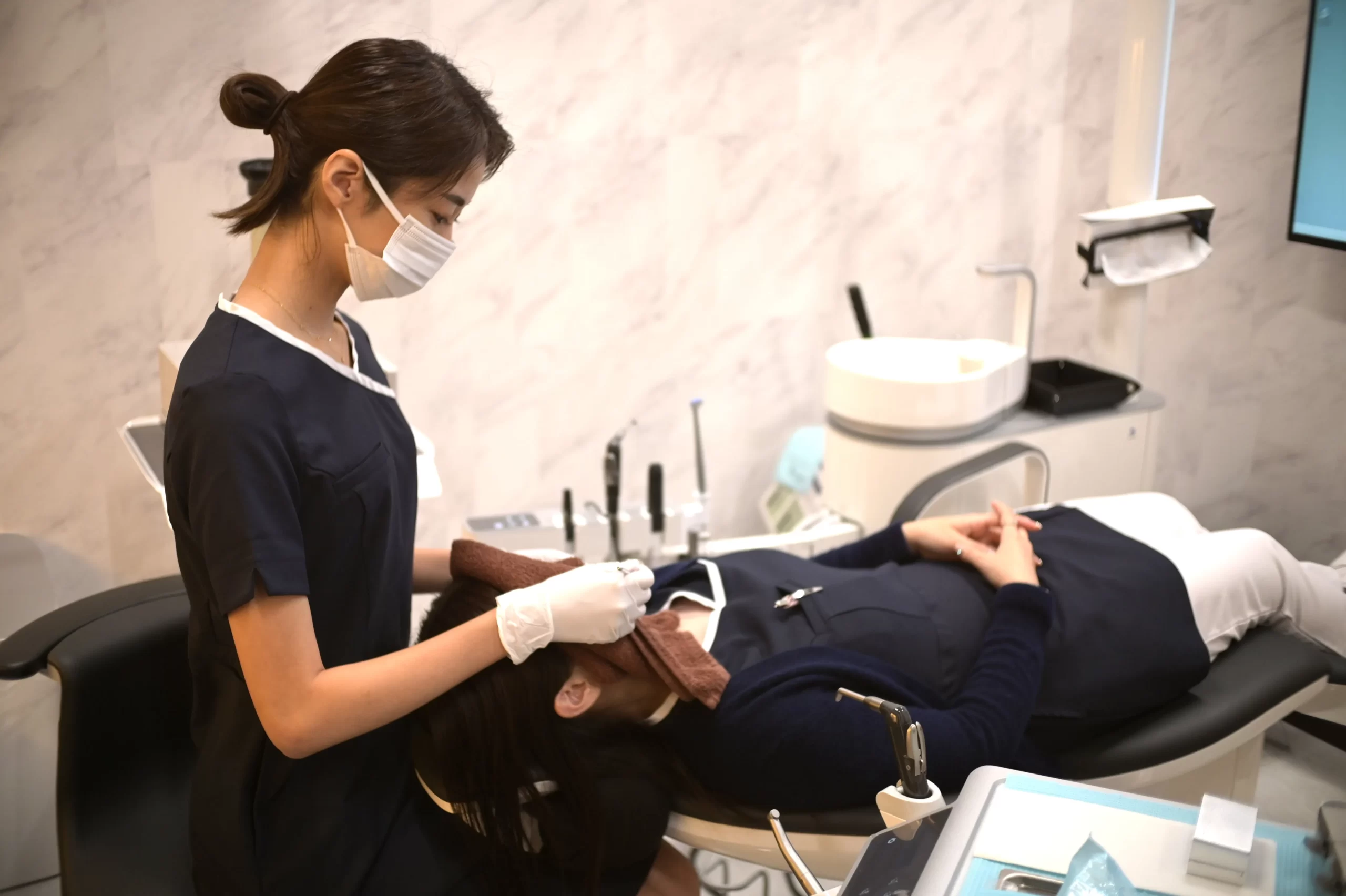 専任歯科衛生士によるパーソナル指導｜池袋の歯医者・歯科「Lily Smile Dental Clinic」