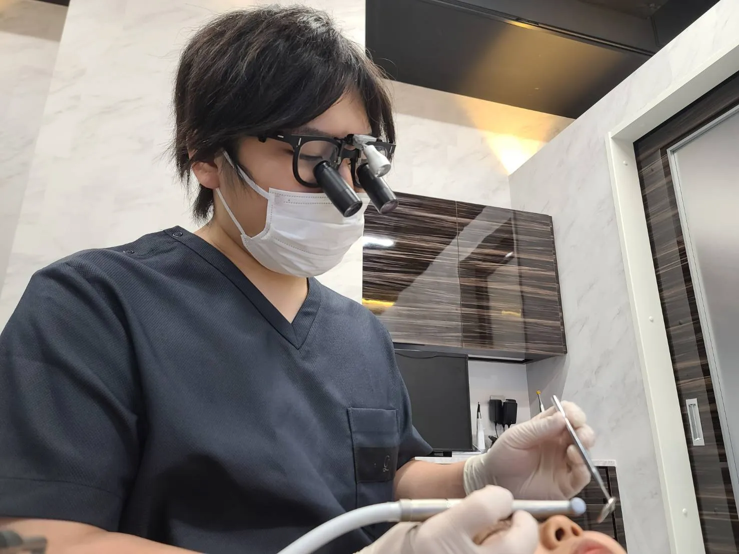 歯周組織再生療法｜池袋の歯医者・歯科「Lily Smile Dental Clinic」